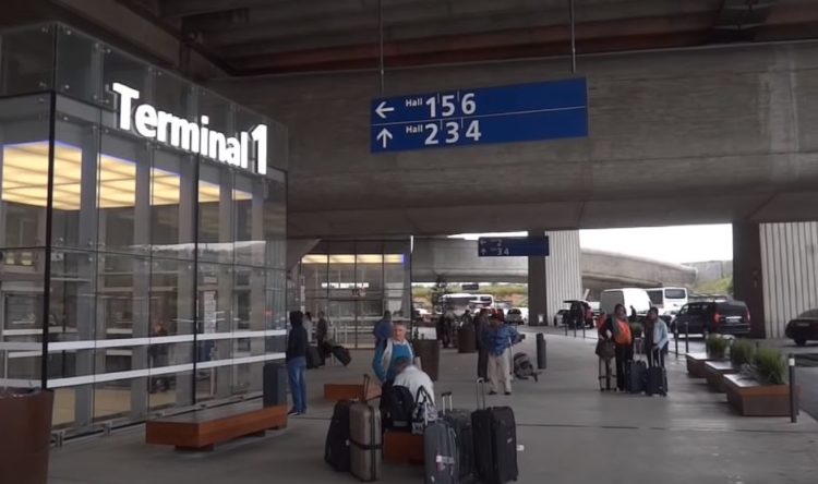 Traslado del aeropuerto de Charles de Gaulle a París