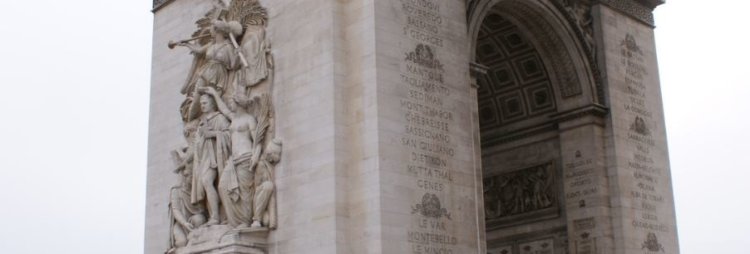 subir al arco del triunfo