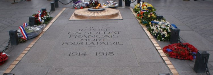 tumba del arco del triunfo